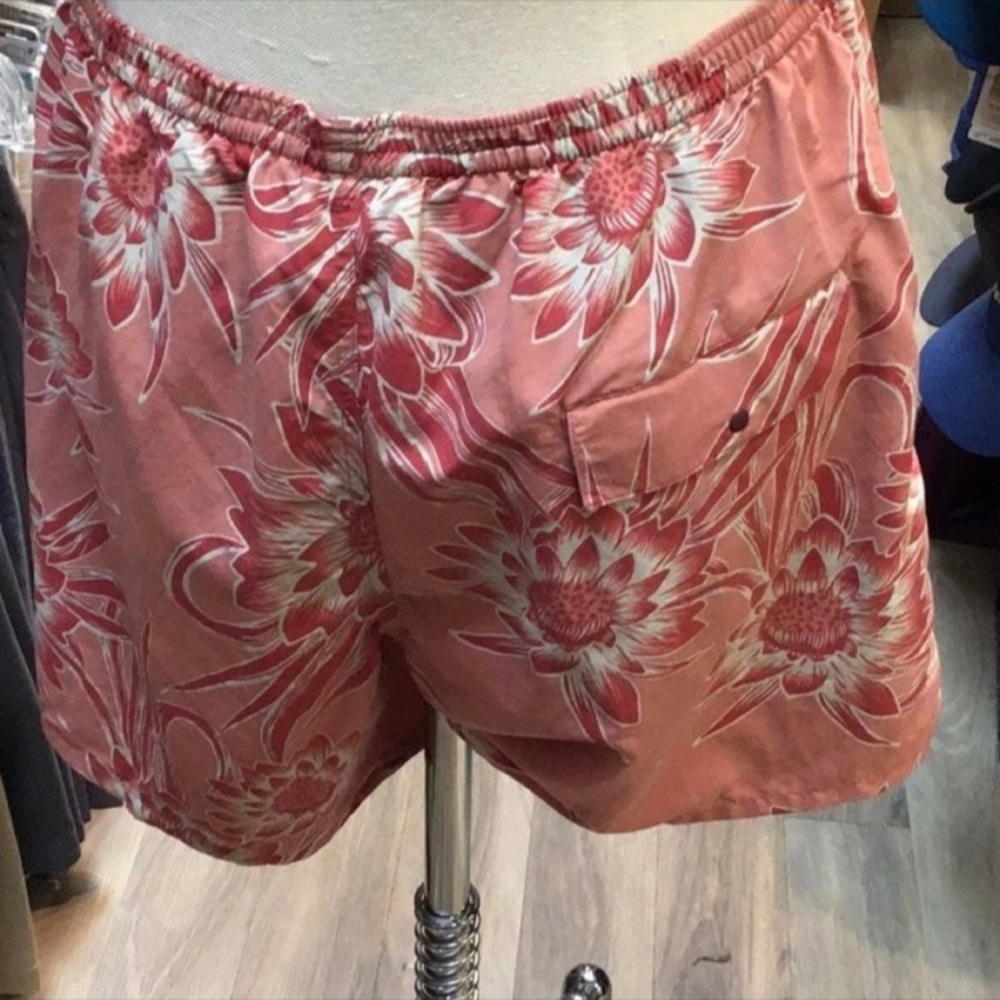 NWOT PATAGONIA 5IN BAGGIES
